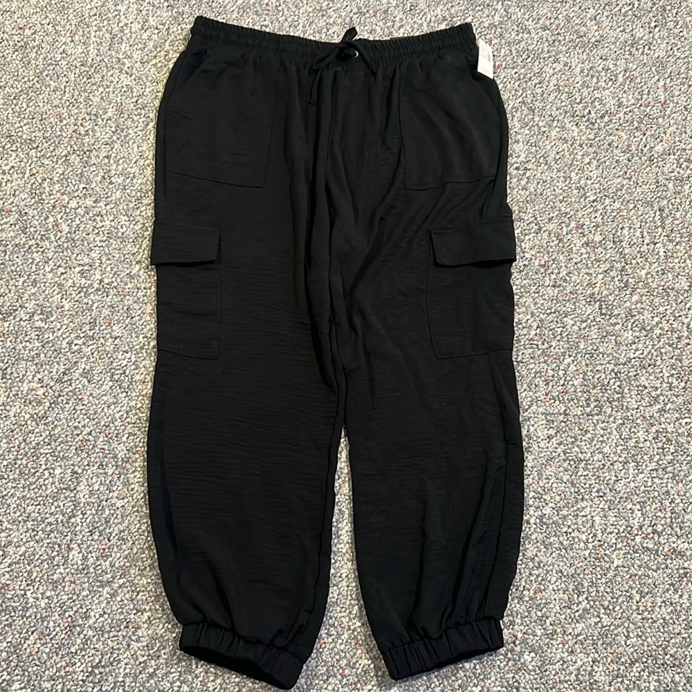 Satiny black cargo joggers! Size XL/short. Super soft and comfy. NWT!